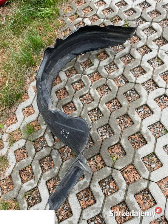 Mazda 3 nadkole prawy przód BPK4 Kozubszczyzna sprzedam