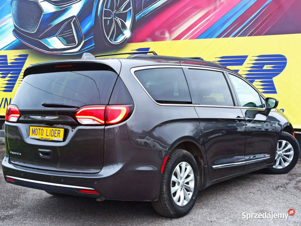 Chrysler Pacifica 36 V6 25 roku w kraju 291KM Rzeszów
