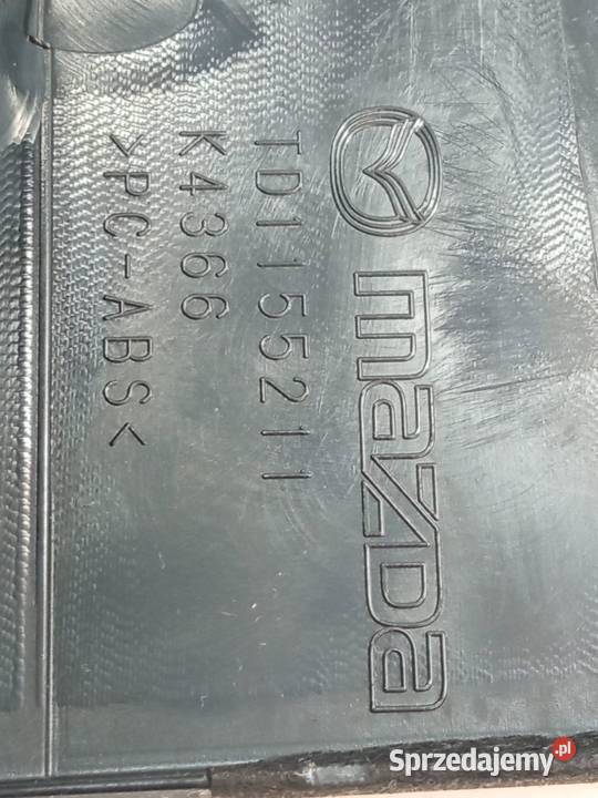 KRATKI NAWIEWU ŚRODKOWA RAMKA RADIA Mazda CX9 I