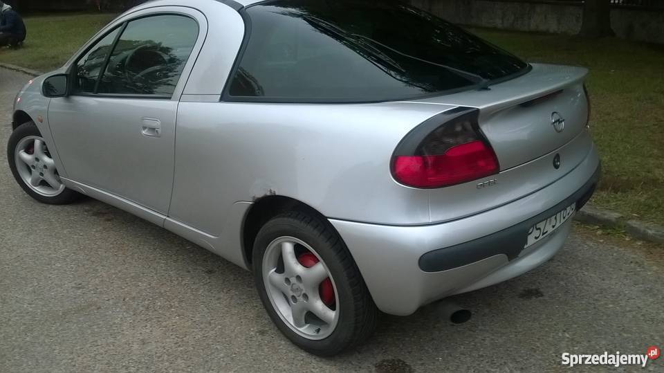 Opel tigra 2000 1 wlasciciel w kraju klima 1416V wspomaganie kierownicy Tigra Szamotuły