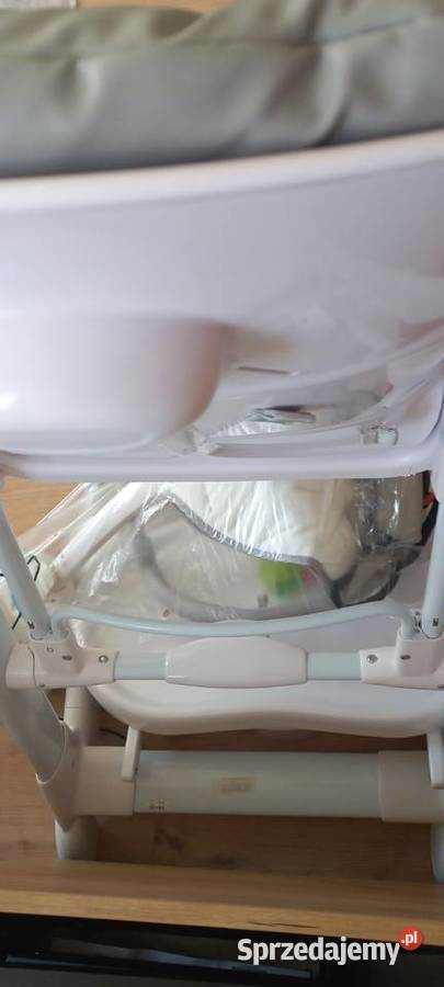 Krzesełko do karmienia i elektryczna huśtawka 2 Krzesełka do karmienia lubelskie Lublin