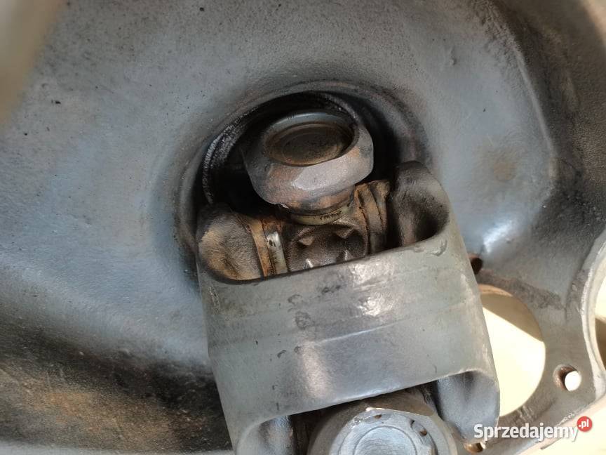Zwolnica Zwrotnica Półoś Kubota H 7151 Wilkowo