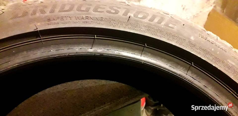Sprzedam kplopon letnich Bridgestone Potenza 40 Samochodowe sprzedam