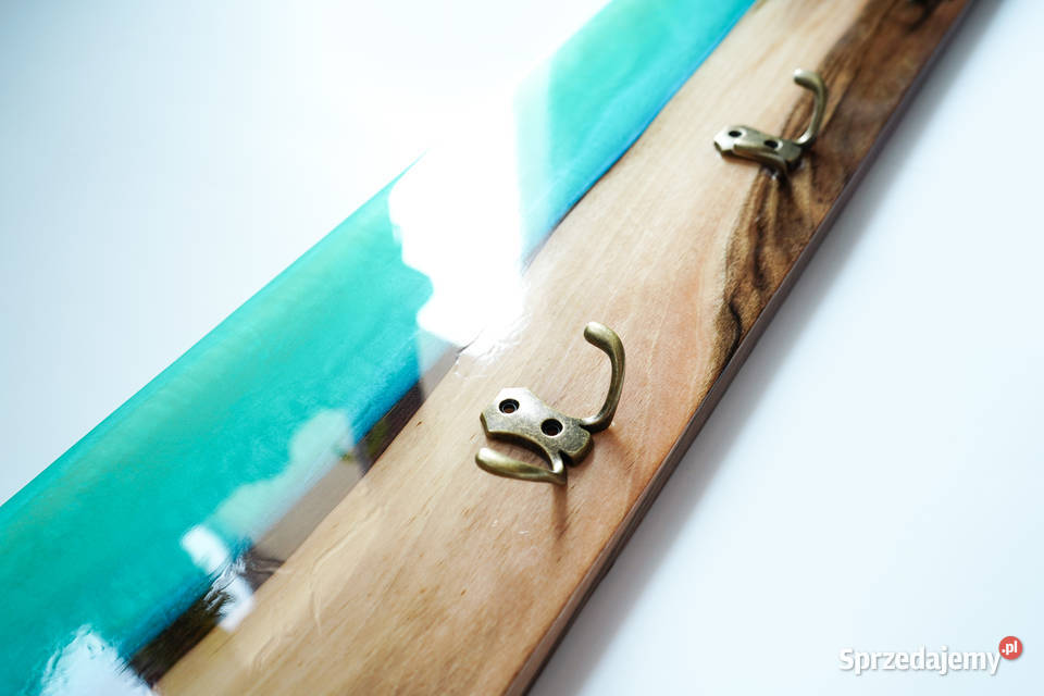 Wieszak ścienny turkusowy z drewna i żywicy Akcesoria meblowe Warszawa sprzedam