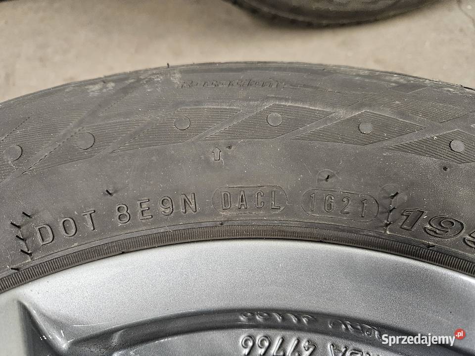 4 19565 R15 91T Nexen Winguard SnowG WH2 2021r Katowice