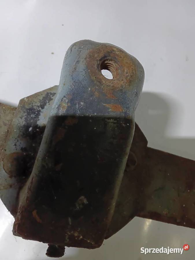 Mercedes W110 mocowanie Milejewo