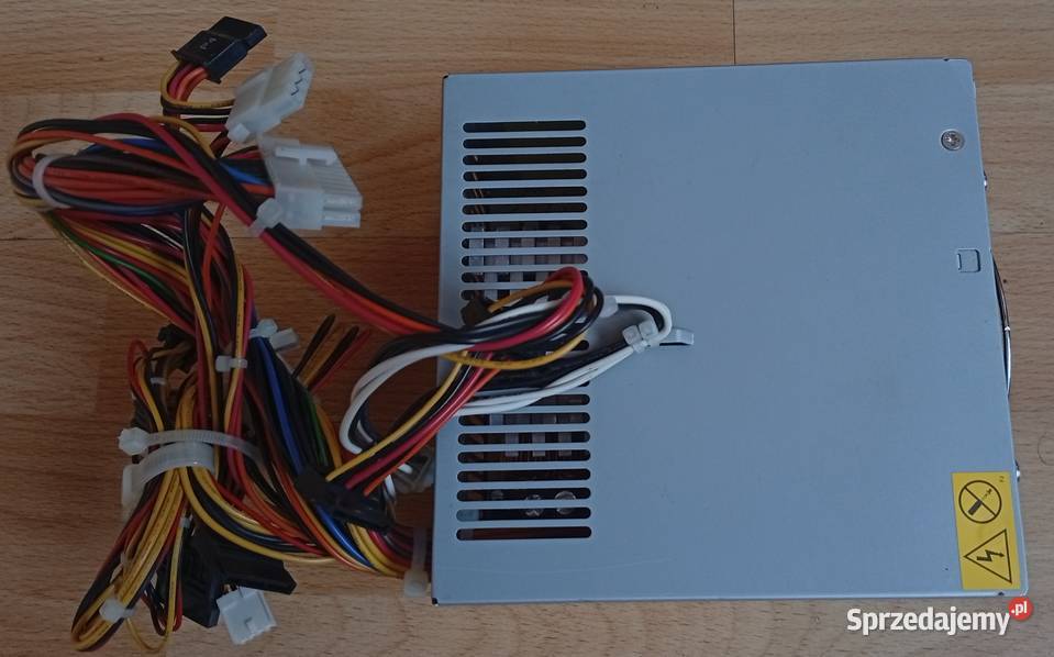 Zasilacz w pełni modularny Midi Tower