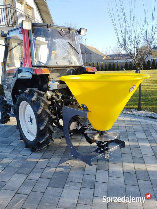 Lejek do nawozu Rozsiewacz 200300400500L nieuszkodzony Radęcin