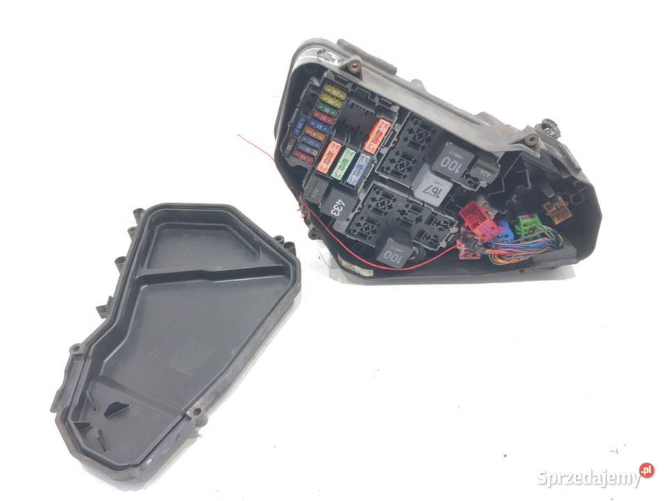 SKRZYNKA BEZPIECZNIKÓW PORSCHE CAYENNE podkarpackie