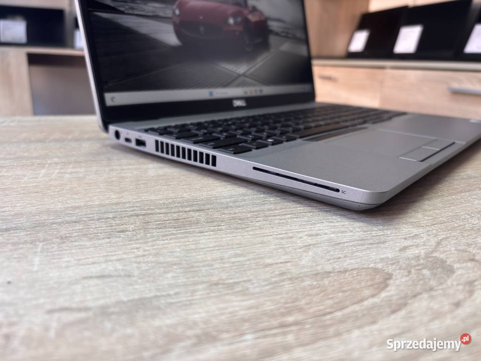 Laptop Dell Latitude 5510 i510310U 16GB ram dysk Liczba rdzeni 4
