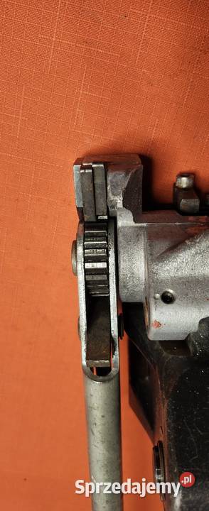 Bandownica bezpinkowa do taśm stalowych