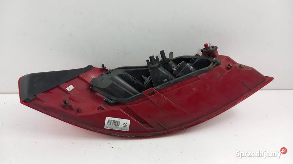 OPEL INSIGNIA A KOMBI LAMPA TYŁ PRAWA Zbierkowo