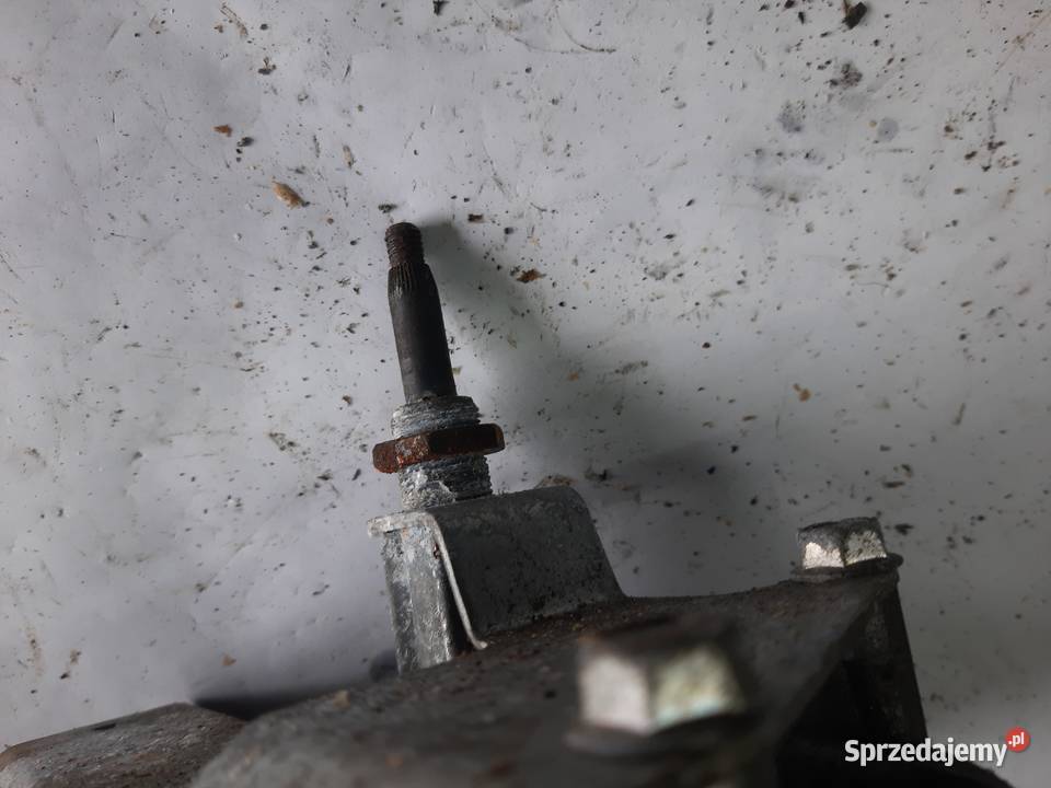 Opel Omega B C Kombi silniczek tylnej Ksawerów sprzedam