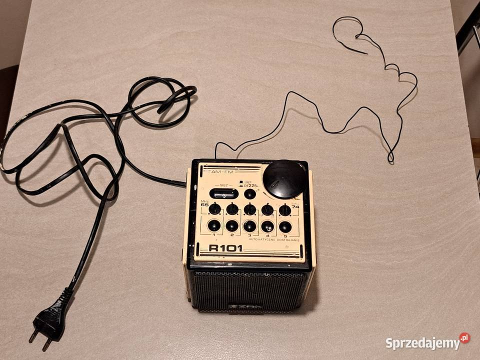 Stare Radio ZRK R101 tzw Kostka Kasprzak Unitra Radom