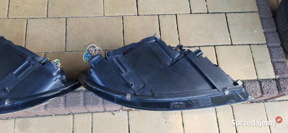 Sprzedam lampy volvo s40 xsenon Lampy przednie sprzedam