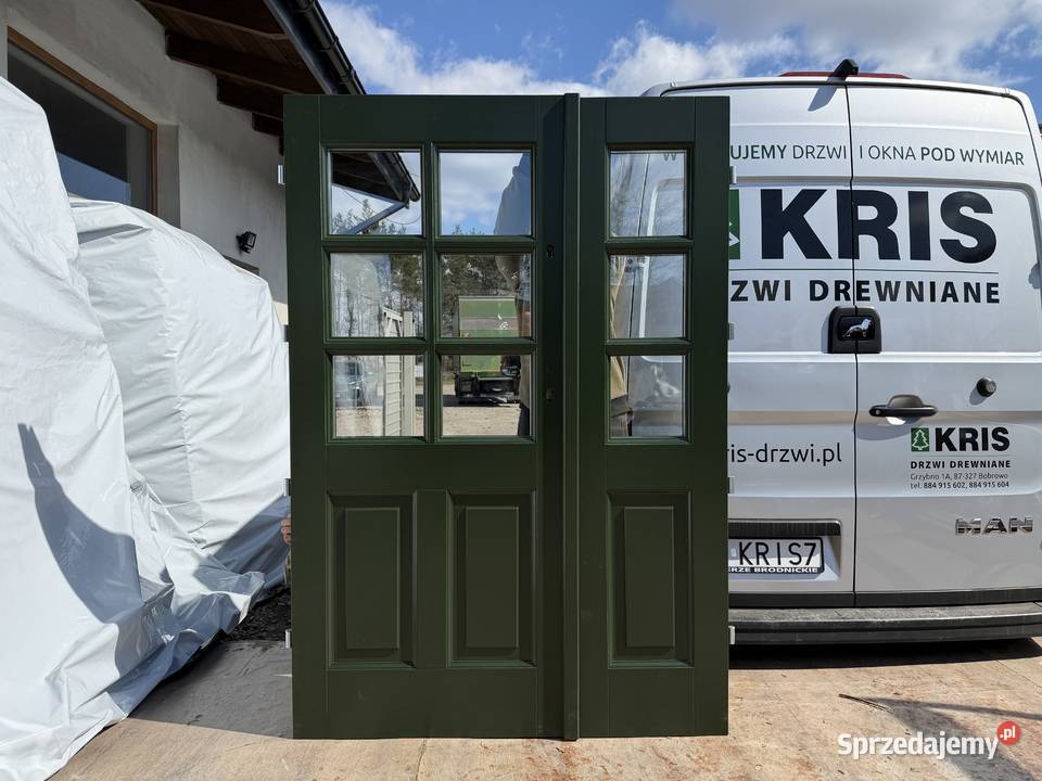 Drzwi zewnętrzne drewniane wejściowe