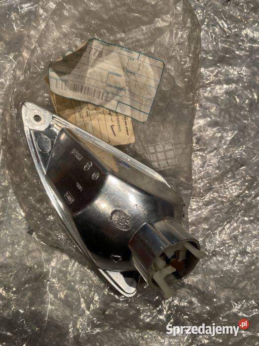 Piaggio Liberty Kierunkowskaz Migacz Nowy N491 Pozostałe Części i akcesoria motocyklowe