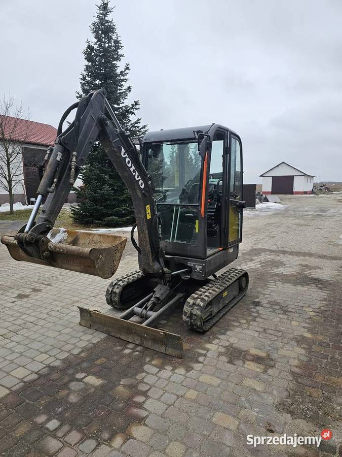 Minikoparka Volvo EC18E 2022 450 mtg rozsuwane Rok produkcji 2022 Częstochowa