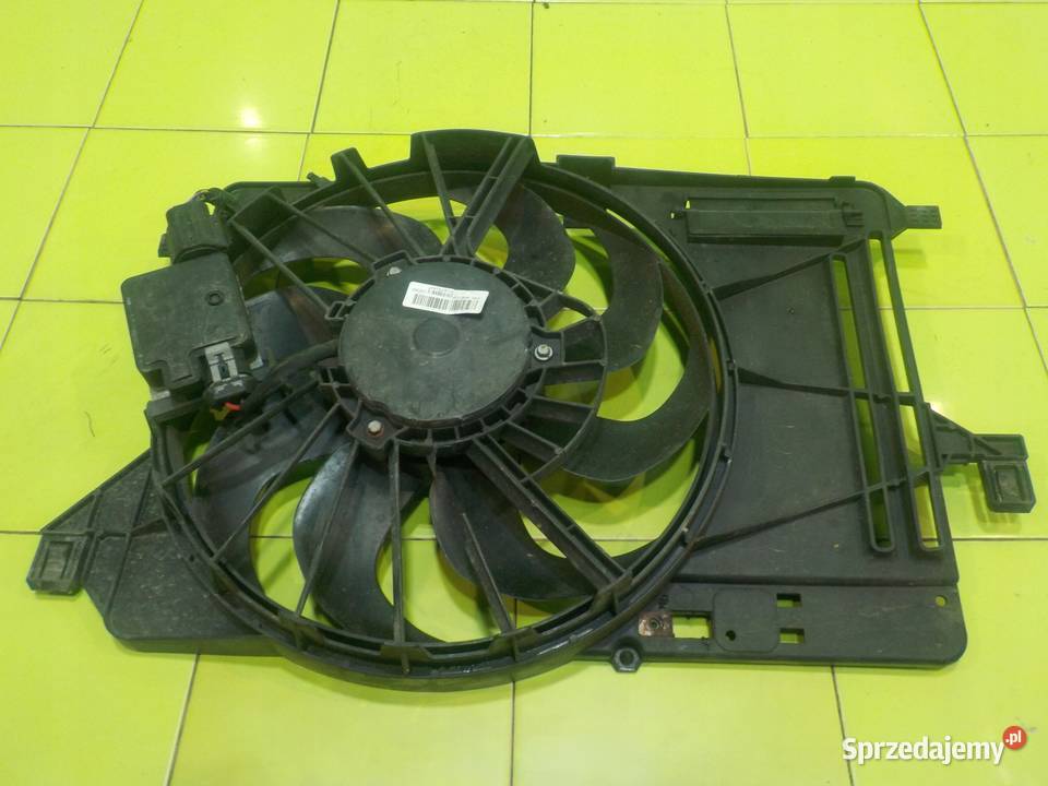 FORD FOCUS MK3 10 B 12r HB 5D wentylator Suków