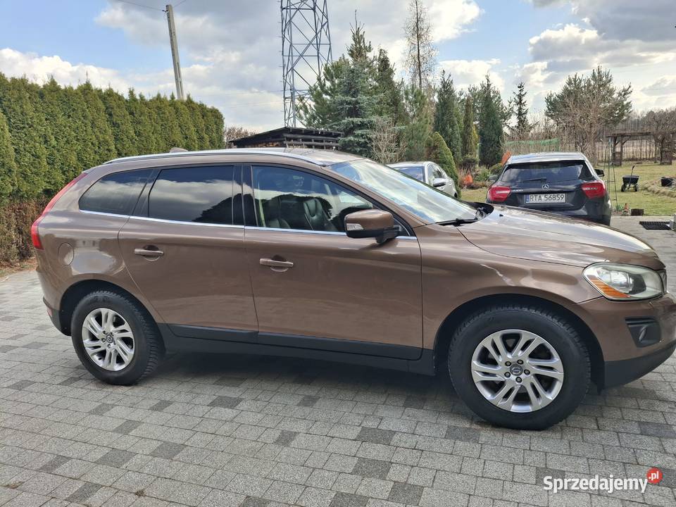 Volvo XC 60 t6 summum mały przebieg 4x4 podkarpackie Stale