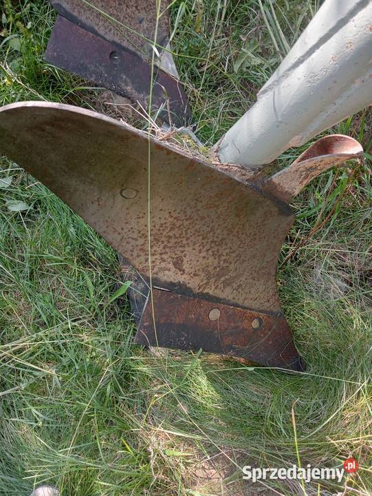 Pług nieuszkodzony Koźmice Wielkie