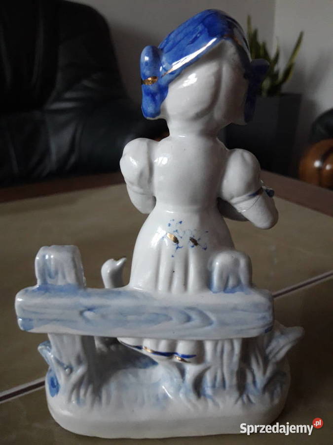 Figurki porcelanowe komplet Porcelana i szkło Janów Lubelski