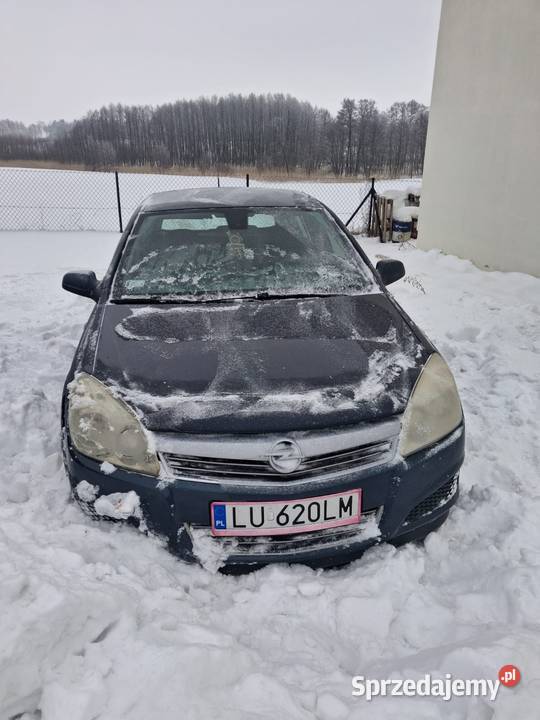 Opel Astra H 17CDTI z uszkodzoną uszczelka pod Krasnystaw