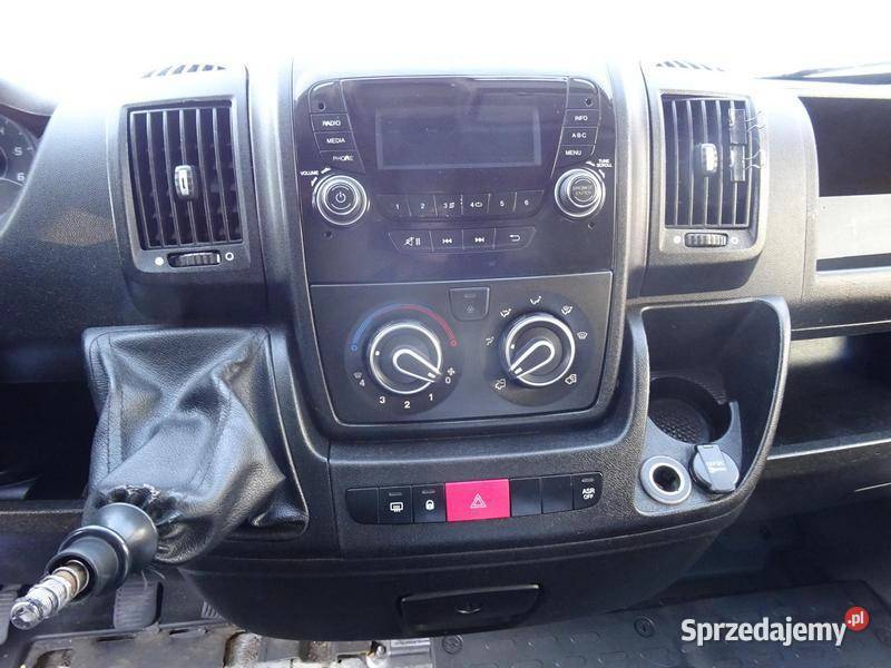 PEUGEOT BOXER 2015 219800 ccm 11 diesel Warszawa