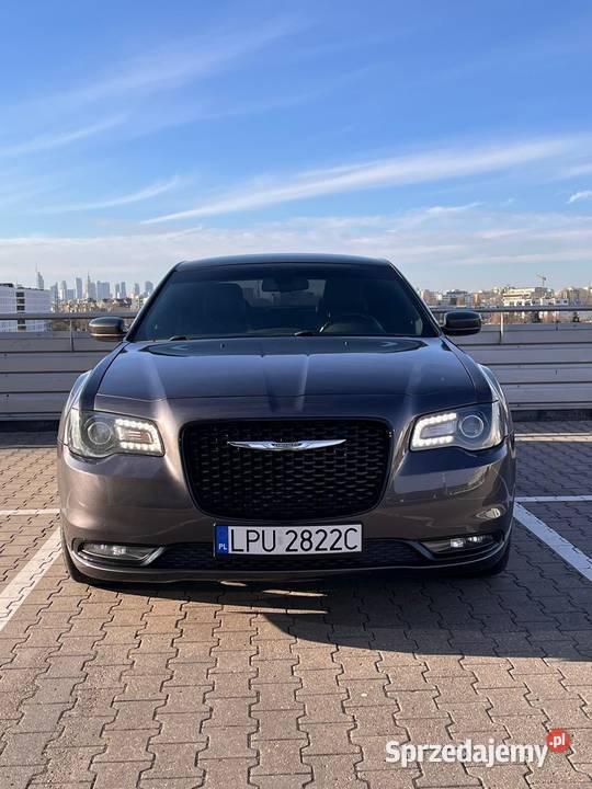 Sprzedam Chryslera 300S 2018 151000km Puławy