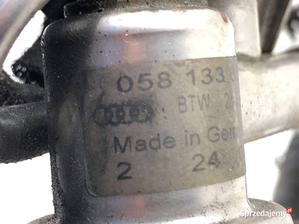 LISTWA WTRYSKOWA AUDI A4 B6 06B133551K 20 130