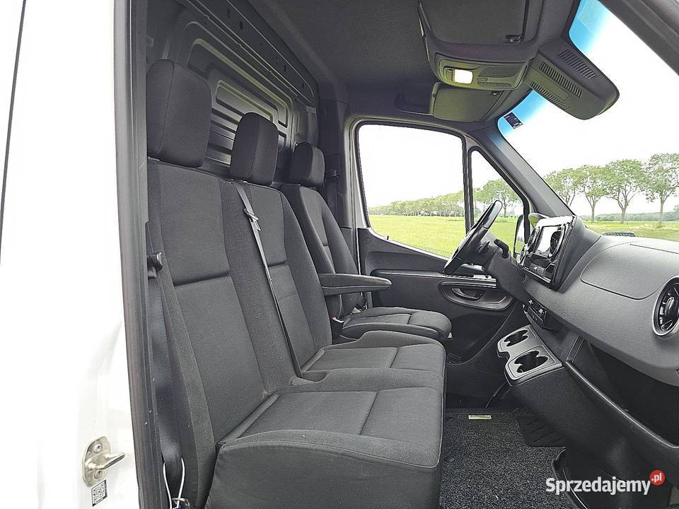 MercedesBenz SPRINTER 319 L2H1 V6 LED Mbux10 pomorskie