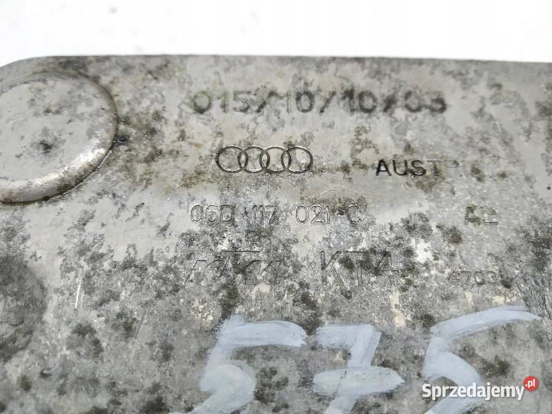 CHŁODNICA OLEJU 06D117021C Audi A3 II 200312 8P