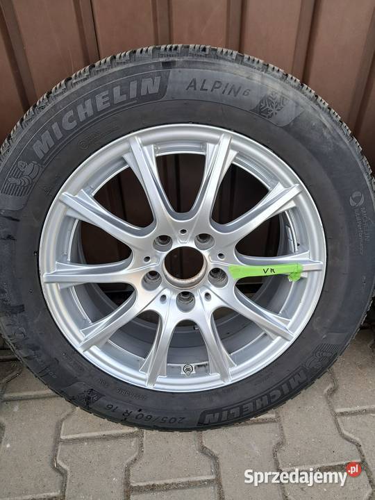 Felgi aluminiowe 16 i opony Michelin 205x60x16 Sierakowice
