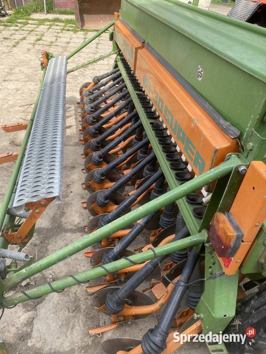 Siewnik AMAZONE D8 SUPER 3m talerzowy Hassia Polanówka sprzedam