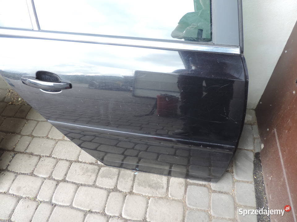 OPEL VECTRA C SEDAN Z20R DRZWI LEWY TYŁ Rok produkcji 2003 Nowy Sącz sprzedam