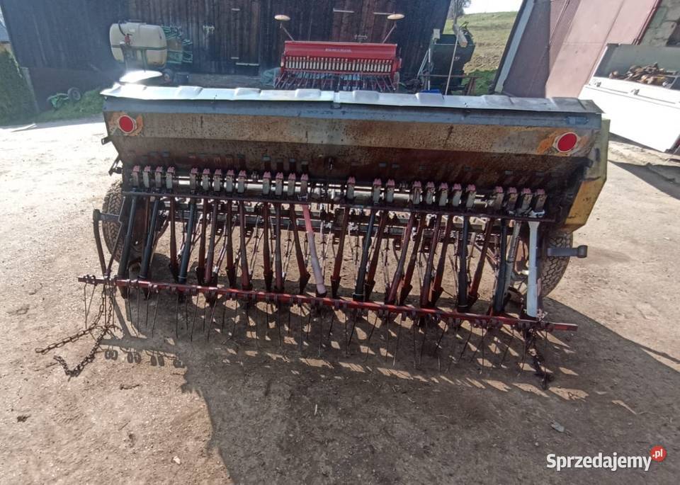 Siewnik zbożowy Poznaniak na docisku nieuszkodzony Pisarzowa sprzedam