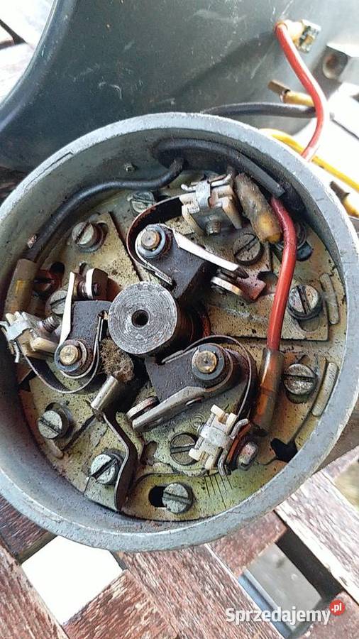 Syrena 105ładny aparat zapłonowy