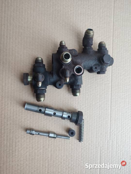 Zawór trójdrożny Massey Ferguson 3050 3060 3070 Białystok
