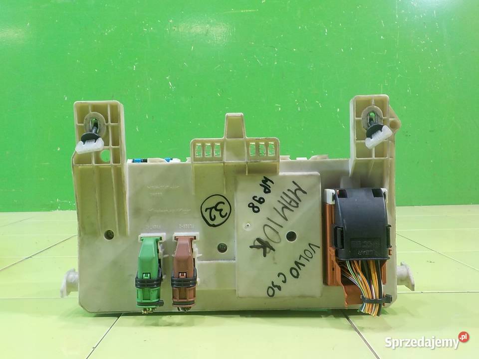 VOLVO C30 LIFT 16 D 10r 3D skrzynka Suków