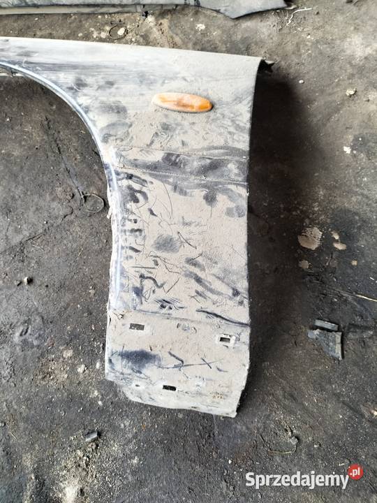 błotnik mazda 626 prawy lewy