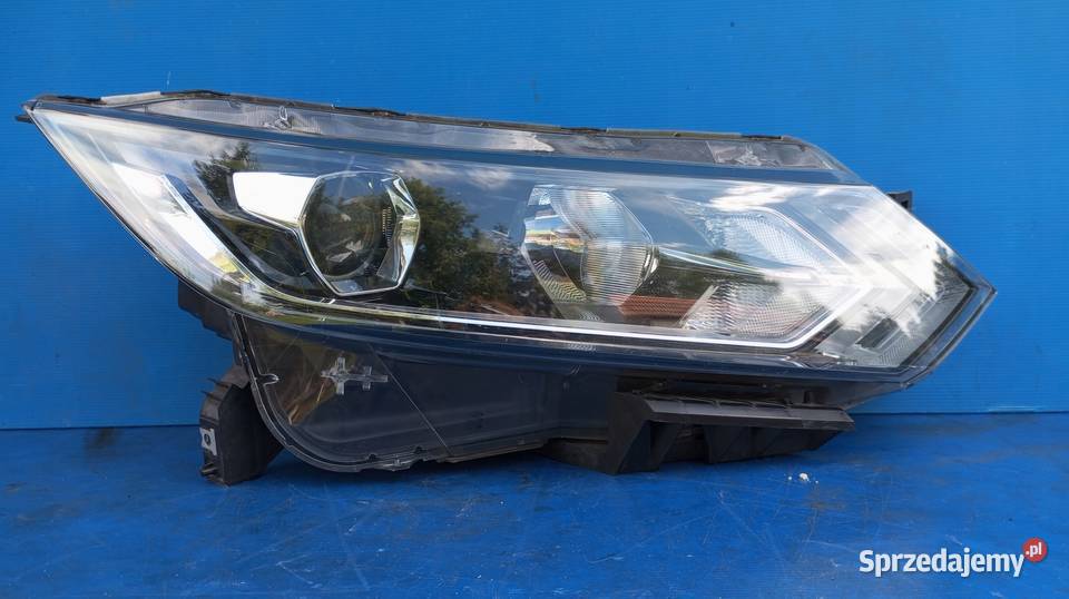 LAMPA REFLEKTOR PRAWY PRZÓD EU 10019009 NISSAN Nowy Tomyśl