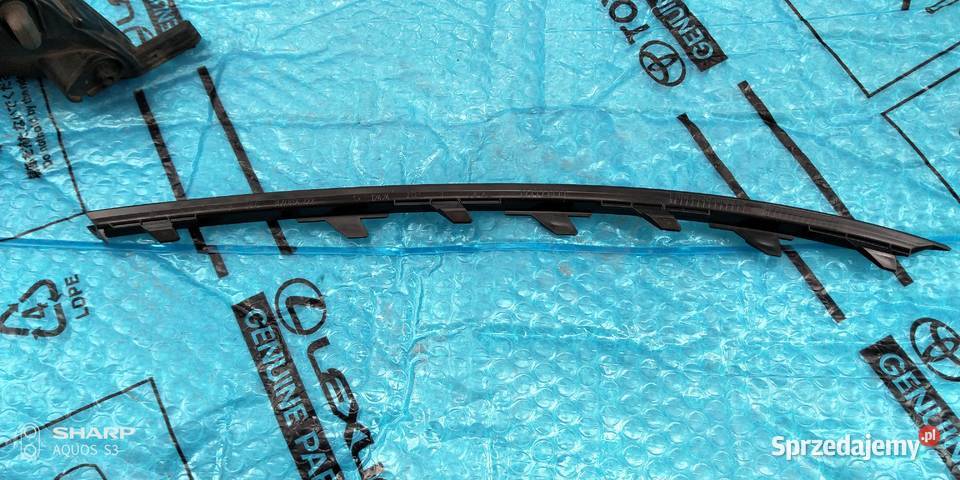 Vw Passat B8 halogen prawy kratkalistewki osobowe