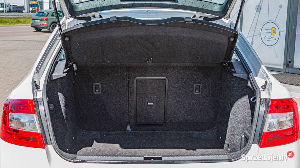 Skoda Octavia 15 TSI automat na prywatne raty Warszawa