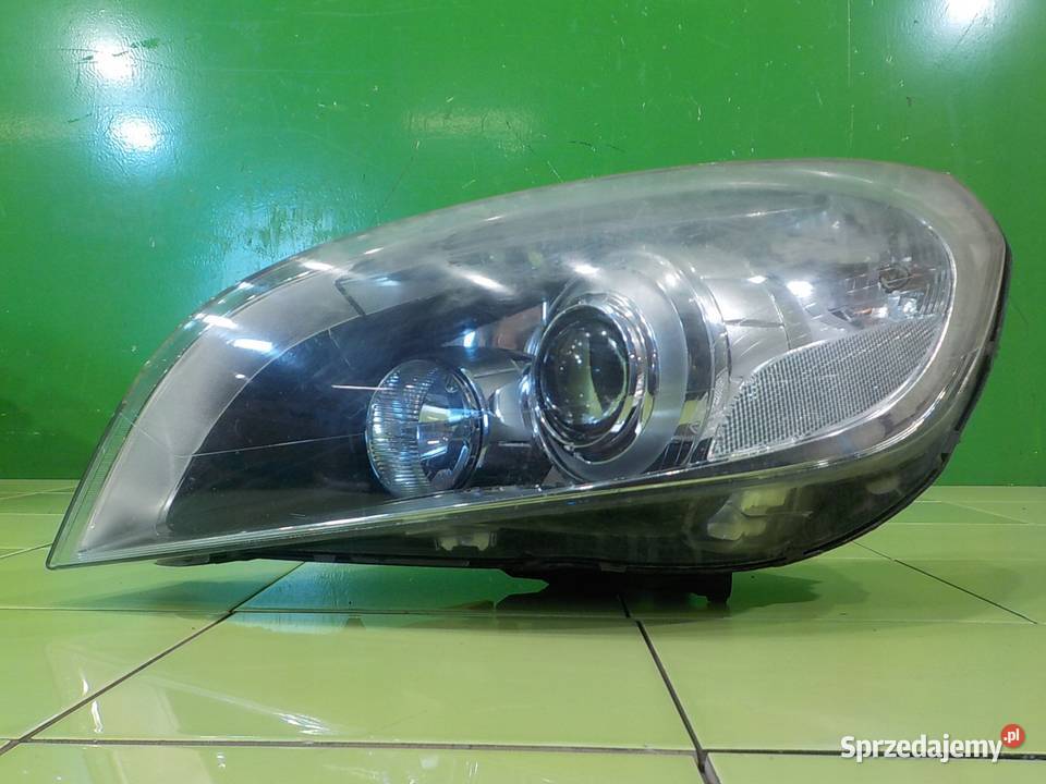 VOLVO S60 II V60 I 20 D 12r KOMBI XENON lampa sprzedam