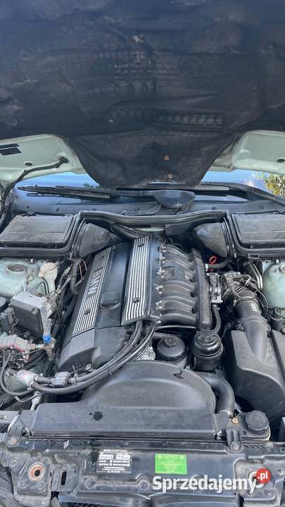Sprzedam BMW E39 528i GAZ nieuszkodzony