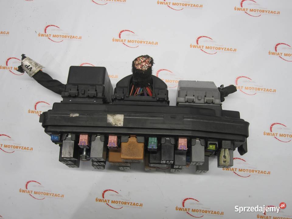 OPEL ANTARA 20 CDTI 07r skrzynka bezpieczników Kielce