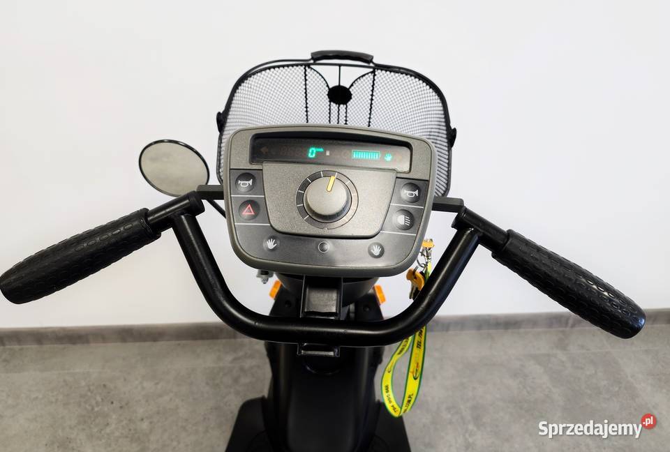 Skuter inwalidzki elektryczny TROPHY 6 z mocną Sprzęt rehabilitacyjny i ortopedyczny