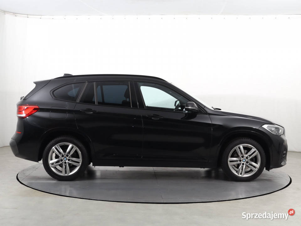BMW X1 sDrive18i relingi dachowe Katowice