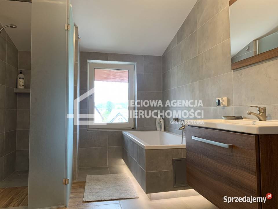Dom wolnostojący 490m2 Rumia