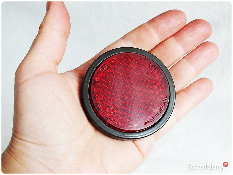 Stary Czerwony Odblask do samochodu Made in Żary